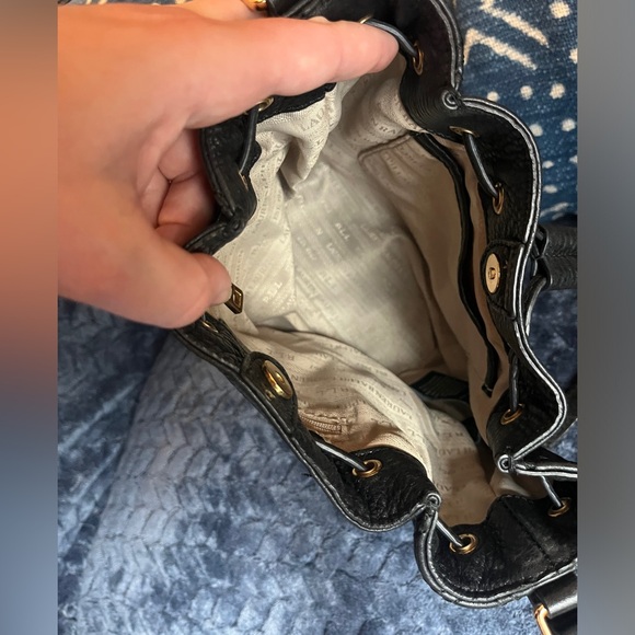 Lauren Ralph Lauren Grafton Cara Drawstring Black Leather Bucket Bag - Picture 4 of 7